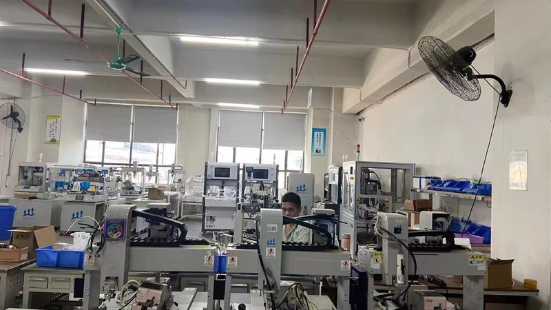 深圳直角坐标机器人材质选择：揭秘关键因素与误区